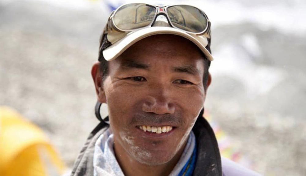 Kami Rita a por el récord de ascensiones del Everest