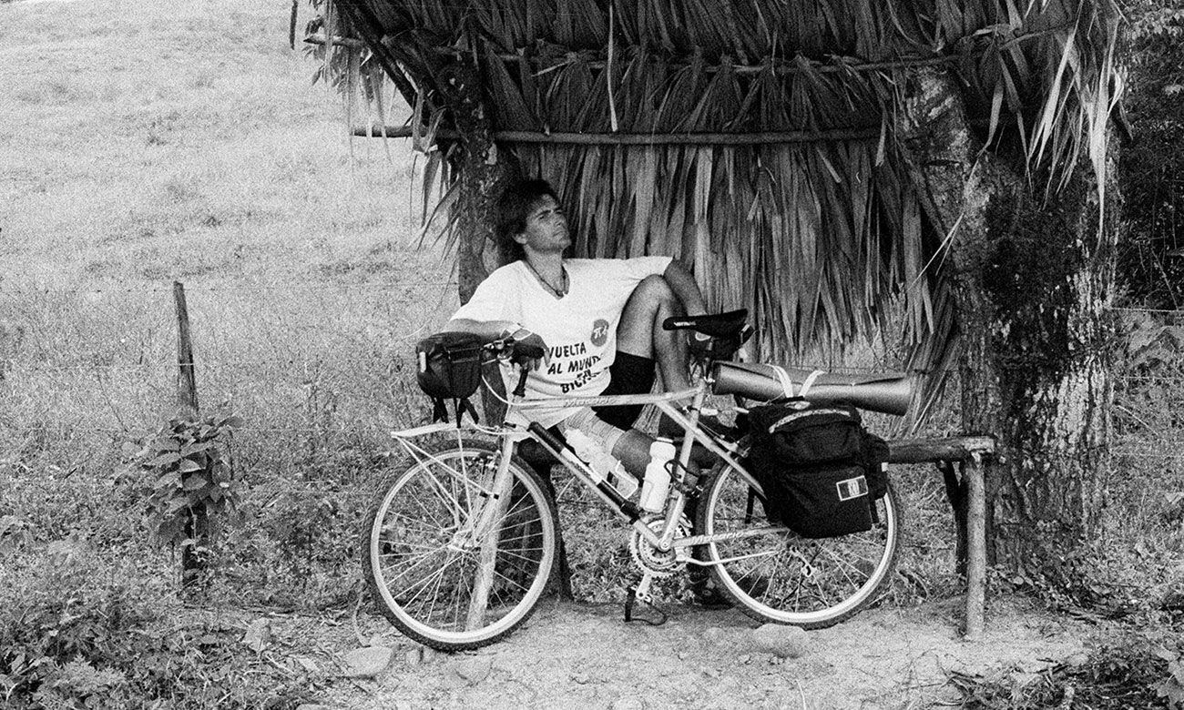 La vuelta al mundo en bicicleta: la selva no es para los seres humanos