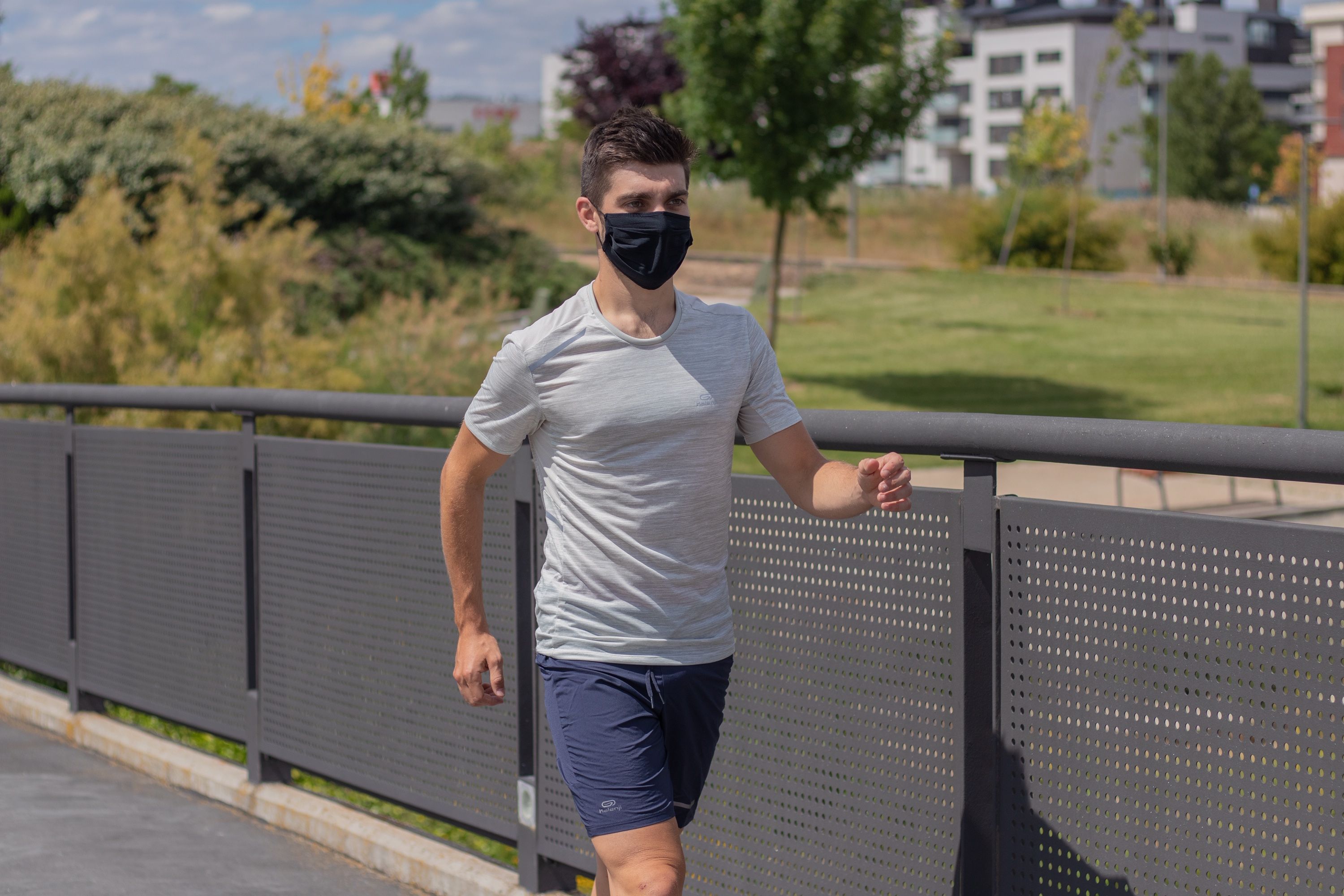 Mascarilla 100 de Decathlon