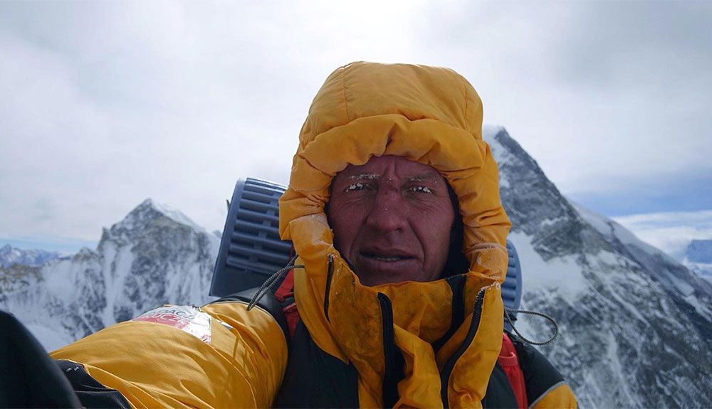 Denis Urubko durante su último intento invernal en el K2. Foto: Col. Denis Urubko