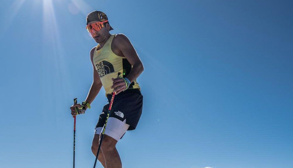 Pau Capell toca el cielo en el Teide al conseguir el récord de la Ruta040. Roger Salanova