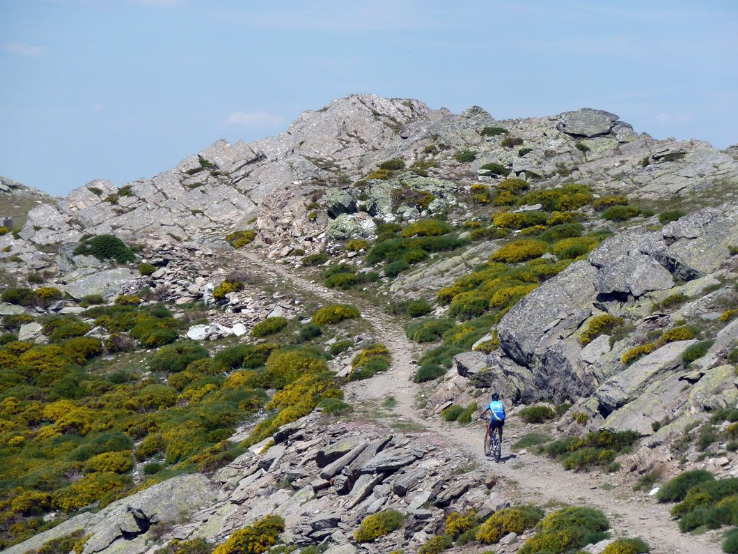Pico del Lobo en MTB