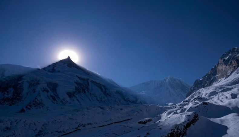 Manaslu (8.163 m). Foto: Phelipe Eizagirre