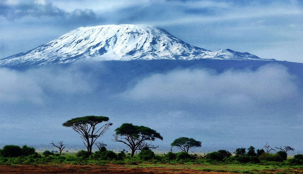 Un teleférico a la cumbre del Kilimanjaro