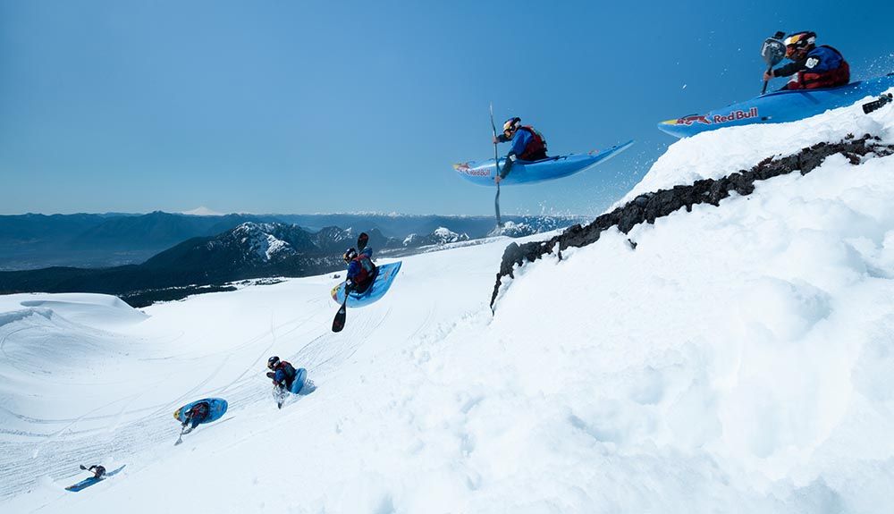 Aniol Serrasoles durante el descenso del Volcán Villarrica. Foto: Red Bull Content Pool