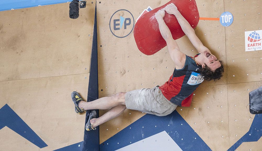 Adam Ondra analiza su rendimiento en la primera jornada olímpica de la Escalada Deportiva