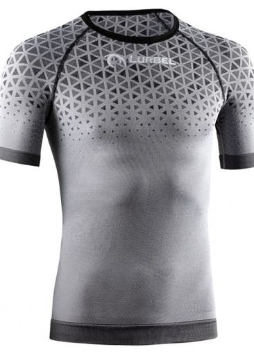 SPIRIT SHORT SLEEVES 00B2 259U 0300 D web SPIRIT SHORT SLEEVES 00B2 259U 0300 D web