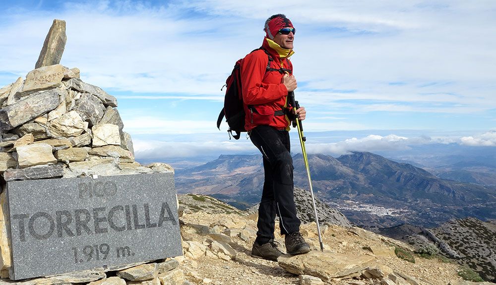 Ascensión al Torrecilla, en la sierra de las Nieves