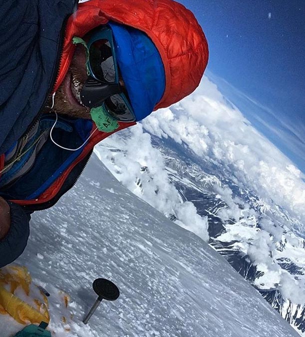 Colin Haley, nuevo récord de velocidad en el Denali