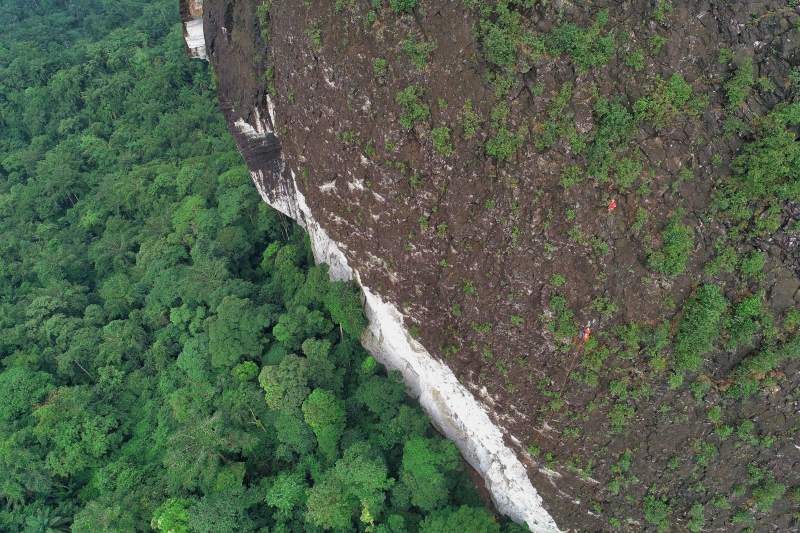 Los hermano Pou y Ponce llegan al Ecuador de su aventura