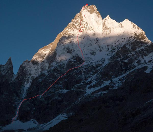 Nueva ruta japonesa al Cerro Kishtwar