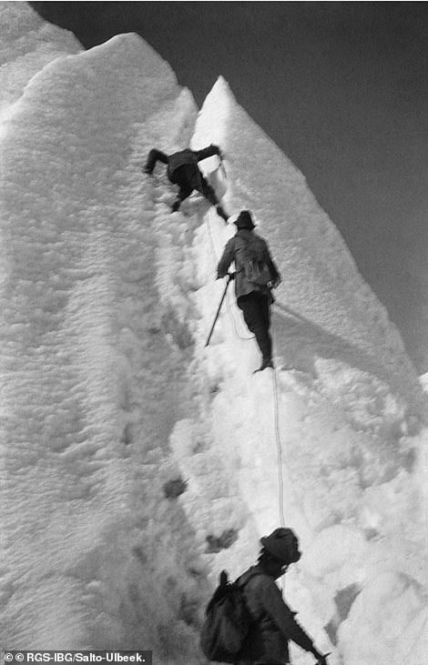 Se descubren nuevas imágenes del primer intento de George Mallory al Everest