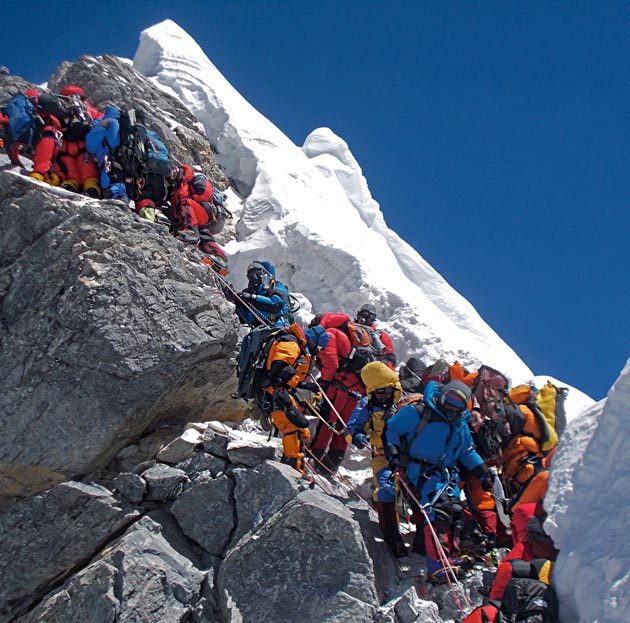 Escalar el Everest será más difícil en 2019