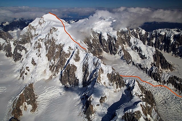 Lonnie Dupre a por el Mount Hunter invernal