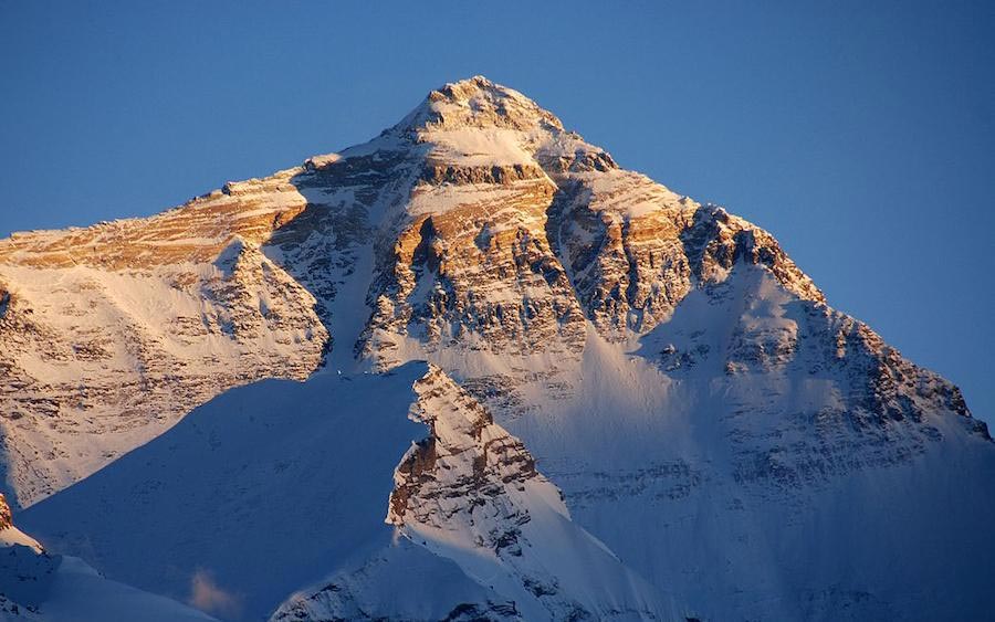 Nueva ruta en el Everest