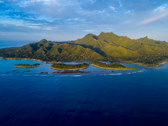 La ruta hacia la roca sagrada de las Islas Cook