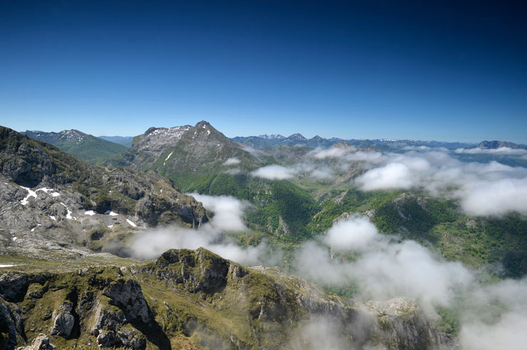 Tres rutas clásicas en el macizo del Cornión