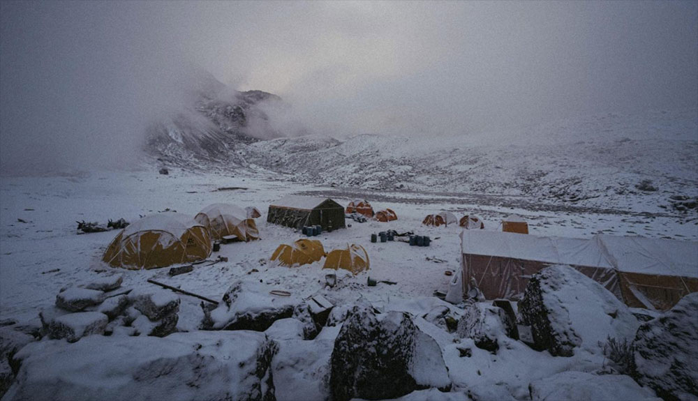 Alex Txikon Ama Dablam
