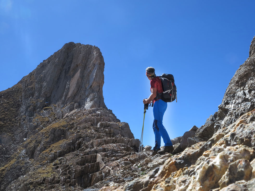 Posets (3.375 m) por la Cresta de las Espadas